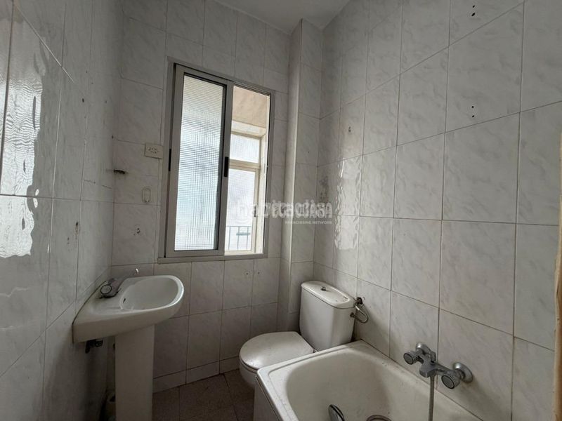 Foto 148322b1-9801-40b3-8344-7b2dd15e7edf. Pis a Barrio de Zaidín Granada