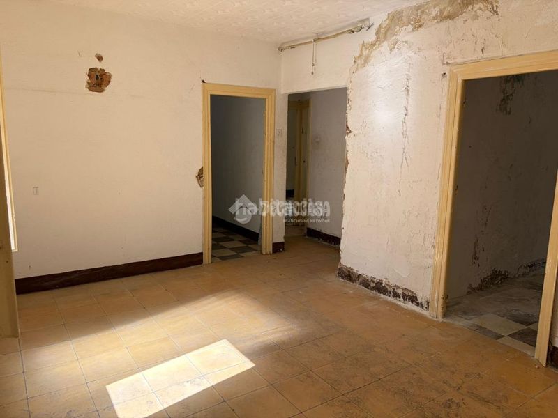 Foto da5e86ce-0f40-481b-a276-99c3a76fffa5. Pis a Barrio de Zaidín Granada
