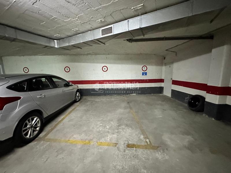 Foto 752835c8-6cd3-4c08-a7ed-a0c2818aa6b0. Aparcament cotxe a Barrio de Zaidín Granada