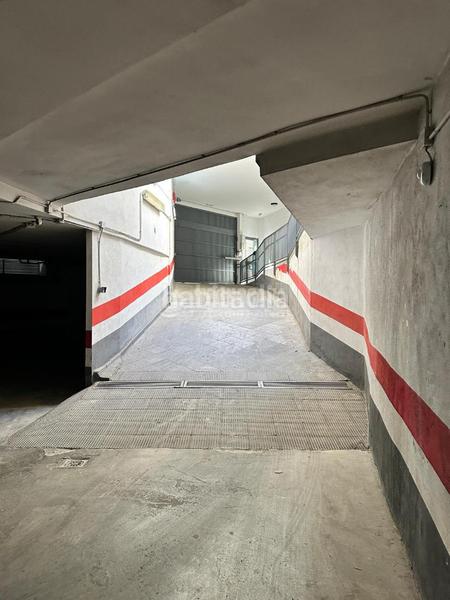 Foto 97686d73-b45d-41b1-b10c-71d56bc3248b. Aparcament cotxe a Barrio de Zaidín Granada