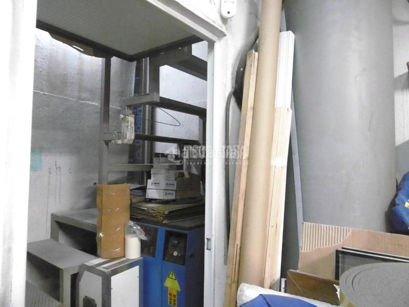 Foto 2b22a7c4-c2f0-438c-bda5-d1c07e3dc9ab. Locale commerciale in Pradolongo Madrid