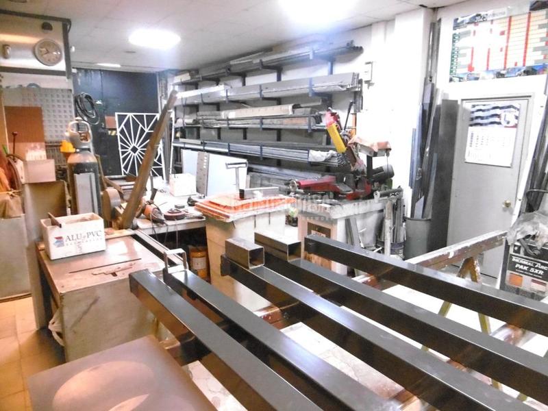 Foto 7c5d0622-eb54-46f4-8e5e-b29b4bc44ef8. Locale commerciale in Pradolongo Madrid