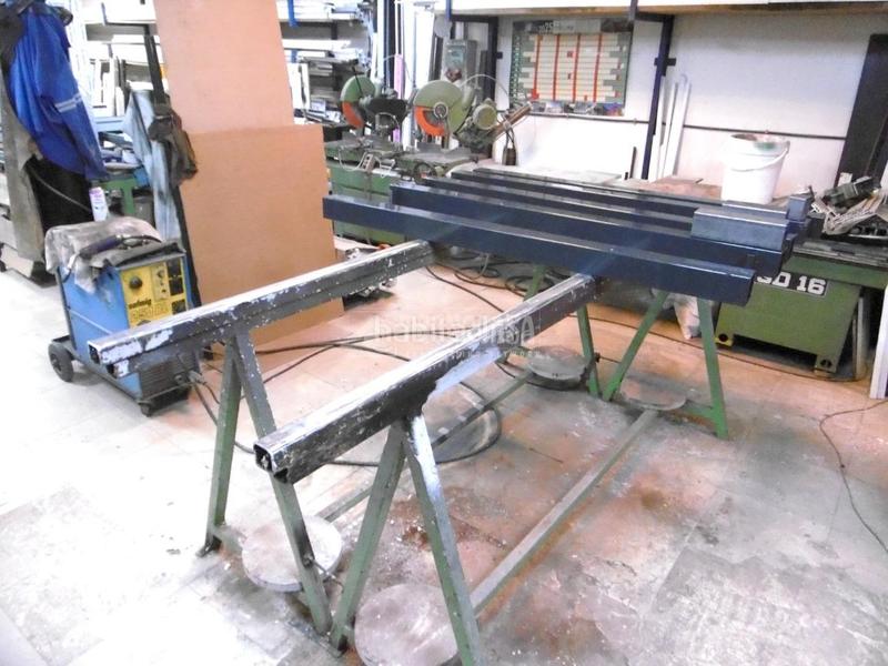 Foto ecb5d434-b437-4d78-8a95-fa0e89820115. Locale commerciale in Pradolongo Madrid