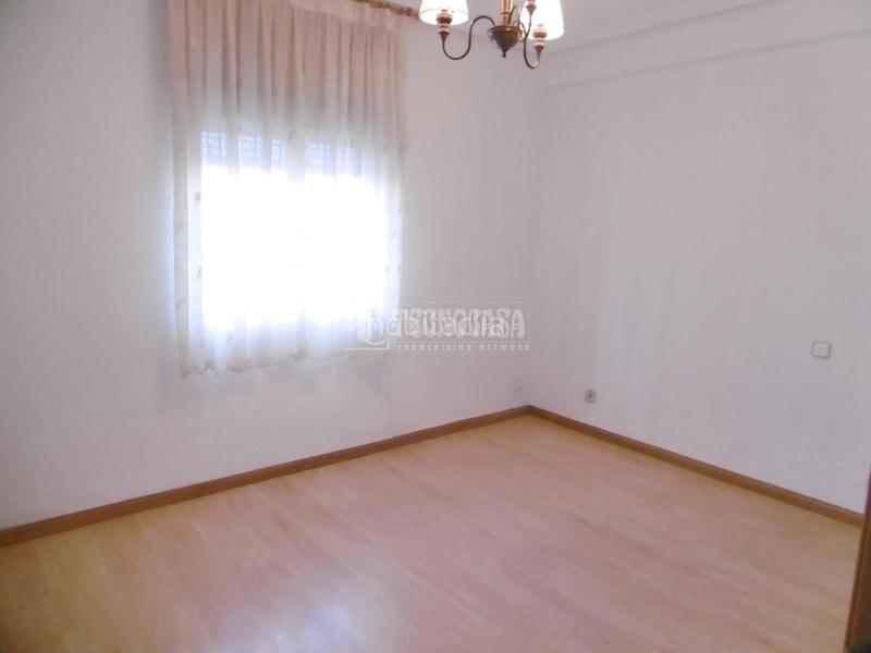 Foto e6cb56a4-8bb7-4199-8b0a-1e1013eebd90. Appartement dans Pradolongo Madrid