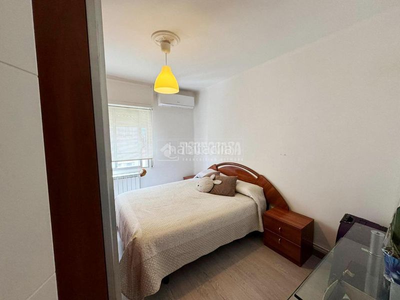 Foto 7b19f47d-4aa7-4d25-8b94-61b6670314b7. Flat with heating in Pradolongo Madrid