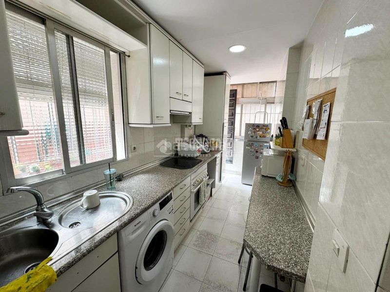 Foto aaaf74b1-3ad9-4c4a-b3e5-fe43dc8b5cec. Flat with heating in Pradolongo Madrid