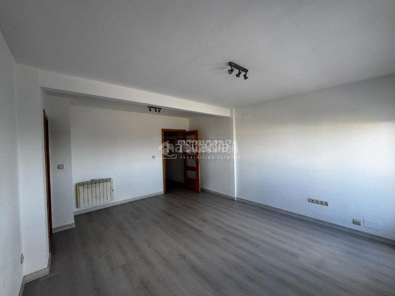 Foto 1df2fca5-23c9-4253-9894-833bddf53f1b. Piso  en venta en Centro Aranjuez