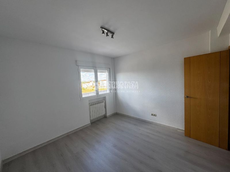 Foto 9104f8a8-bc06-4b9a-bb3d-43322cd8e5b7. Piso  en venta en Centro Aranjuez