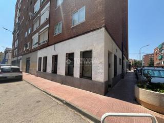 Business premise in Chorrillo. Local comercial en venta en alcalá de henares