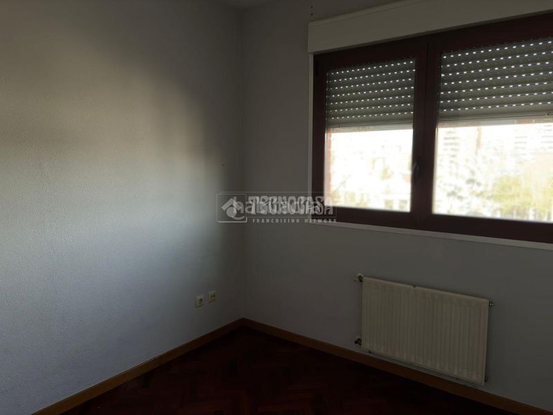 Foto 2286111b-0f3f-468a-a4dc-2fd7e31ca262. Pis amb calefacció piscina a Chorrillo Alcalá de Henares