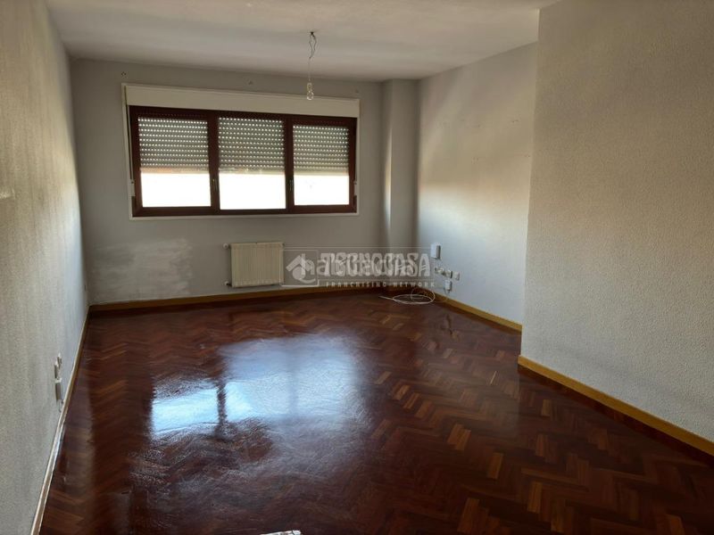 Foto 30ead09a-a036-468b-8b05-194aed621737. Pis amb calefacció piscina a Chorrillo Alcalá de Henares