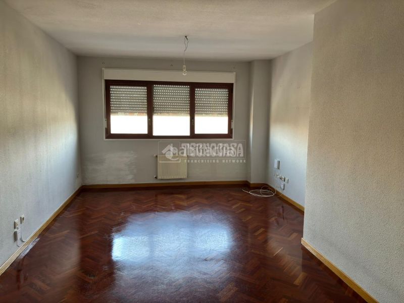 Foto 4cc8442a-047c-4655-9ae5-f4fbbf2ba2cd. Pis amb calefacció piscina a Chorrillo Alcalá de Henares