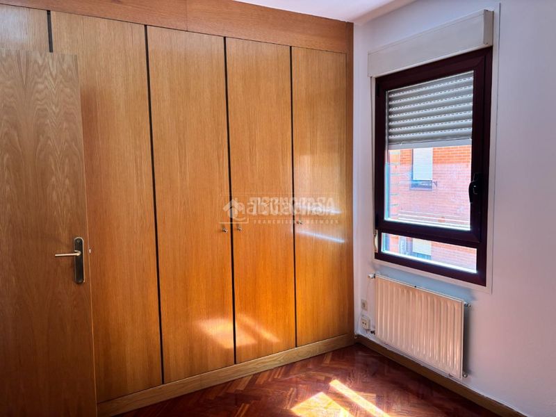 Foto 8b6cbcf5-561e-4e04-b2b7-b4b15362be63. Pis amb calefacció piscina a Chorrillo Alcalá de Henares