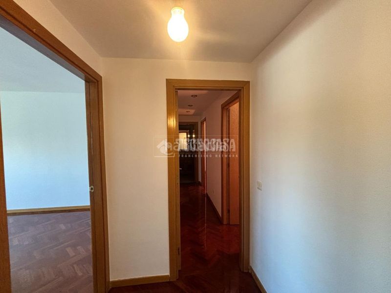 Foto 94af6455-bfc8-47d3-b06c-acee095a41a4. Pis amb calefacció piscina a Chorrillo Alcalá de Henares