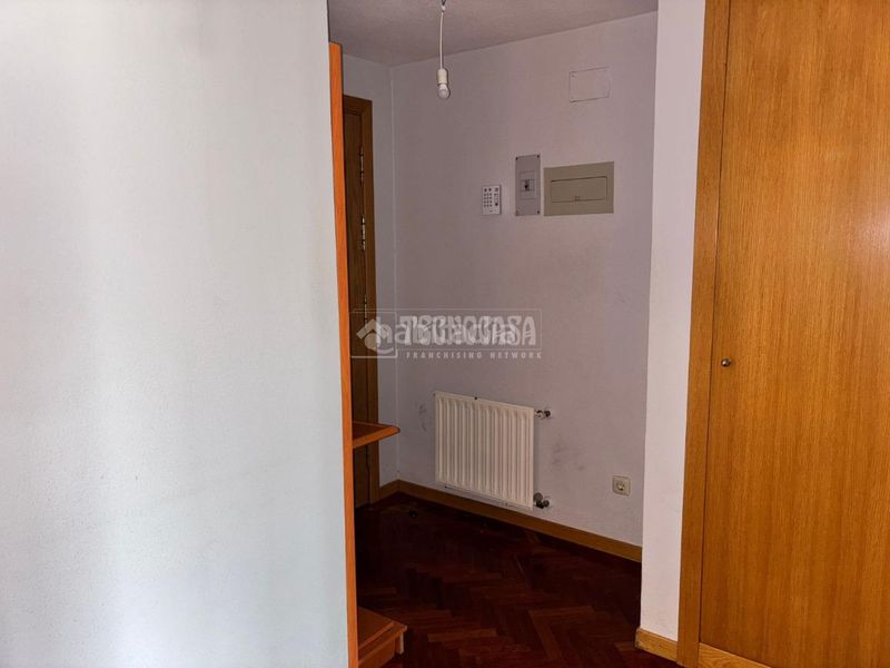 Foto 98f35aed-c3c9-42cf-92f1-881a1f349d25. Pis amb calefacció piscina a Chorrillo Alcalá de Henares