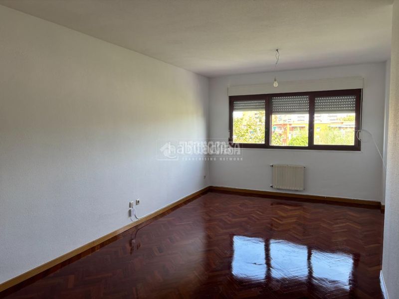 Foto af71bfea-91c2-47a7-9ea6-67beed06c5ee. Pis amb calefacció piscina a Chorrillo Alcalá de Henares