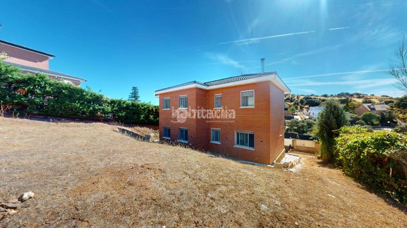 Foto 2416db6c-42c4-47d5-ae3a-3f5afd05e9f6. Casa  en venta en el casar en Casar (El)