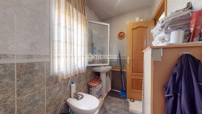 Foto 4a9d743b-cc1d-43ba-a7c2-0a6f93c40d15. Casa  en venta en el casar en Casar (El)