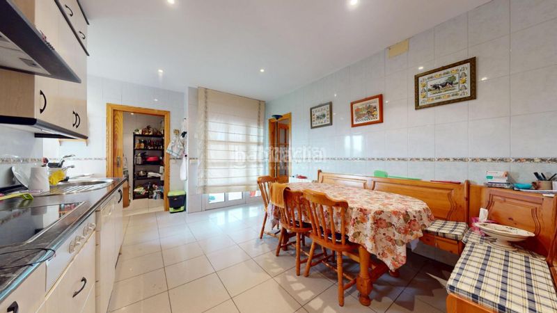 Foto aaf6c460-d367-48fb-9126-90189252dfd3. Casa amb aparcament piscina a Casar (El)