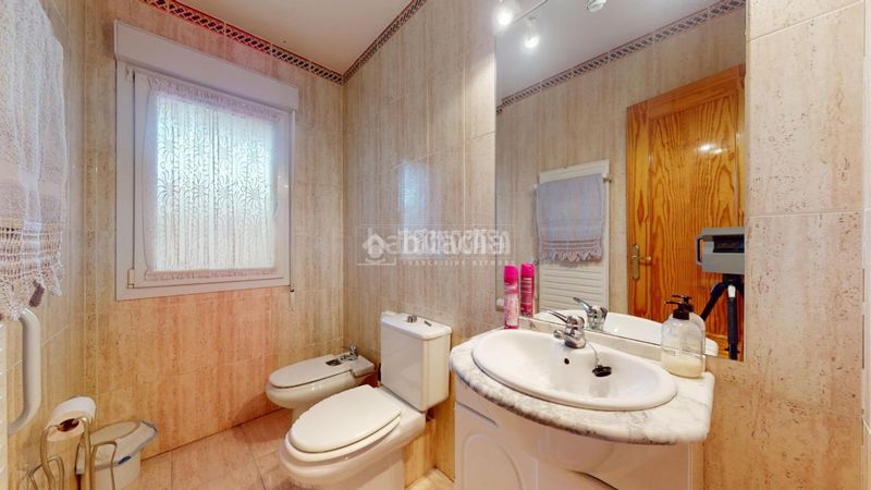 Foto cad88954-e87a-4ae4-9af4-bc4d417015f9. Casa amb aparcament piscina a Casar (El)