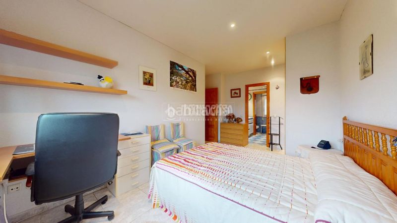 Foto ed426281-c62a-4cbe-aa4f-33bf214b6d5d. Casa amb aparcament piscina a Casar (El)