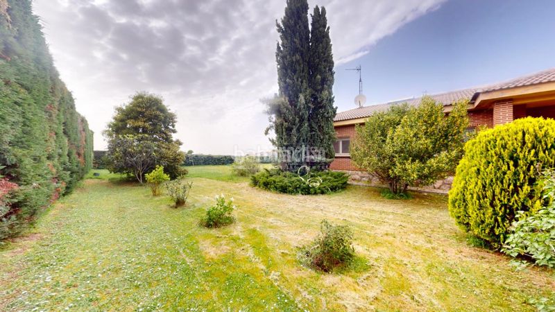 Foto f23a0fc9-766e-43e4-a51b-fd17b28671b9. Casa amb aparcament piscina a Casar (El)
