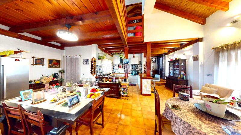 Foto ad086727-cabc-4216-8a2d-8cd910831b02. Haus mit parking pool in Casar (El)