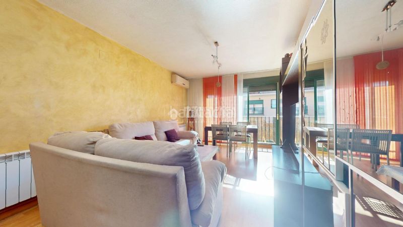 Foto a48c73b0-be10-433e-ad74-13bb25ad8cad. Pis a Casar (El)