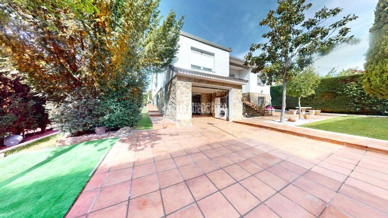 Foto 59b94f3f-6e08-4ab1-9ea1-0dffeae97713. Casa amb aparcament piscina a Casar (El)