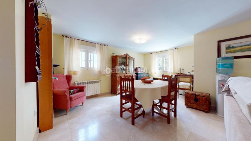 Foto b54e5688-bc88-4db4-9232-2d8e88f6b3fd. Casa amb aparcament piscina a Casar (El)