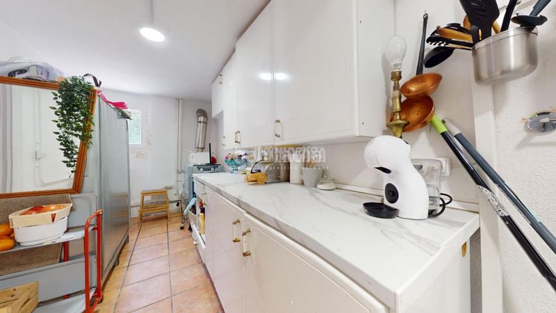 Foto f25f1112-de87-4000-90e6-9efa68762d80. Casa amb aparcament piscina a Casar (El)