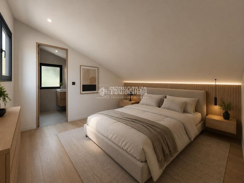 Foto ab7f3f4e-dc92-49d1-a2b2-d60ec245c185. Casa amb piscina a Casar (El)