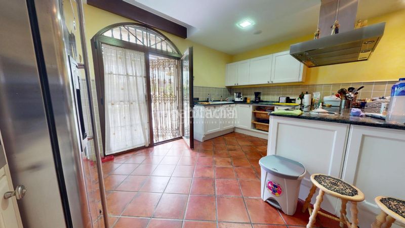 Foto 4908b6ac-1245-4f08-a143-4bd642752aac. Casa amb aparcament piscina a Casar (El)