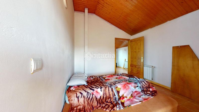 Foto 894fb425-bf24-49de-b0a5-7aad57052067. Casa amb aparcament a Casar (El)