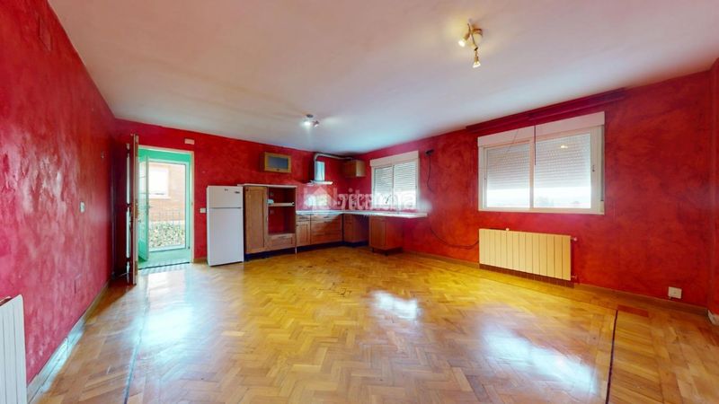 Foto bb415b12-a9fb-4a37-90b4-f516e173a8b0. Casa amb aparcament a Casar (El)
