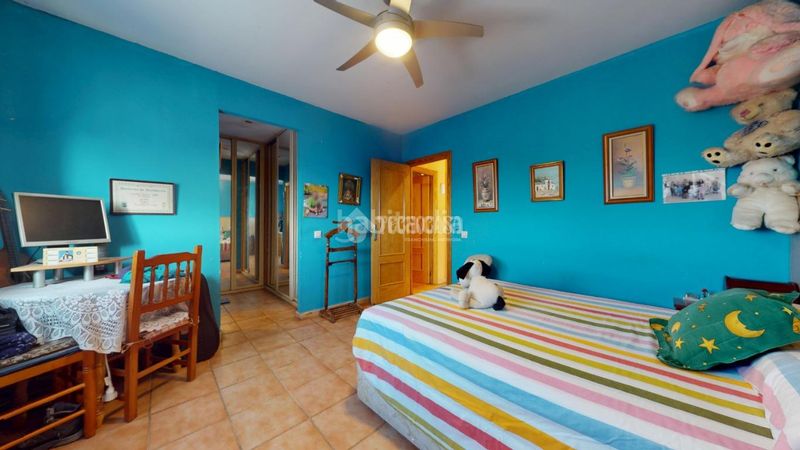 Foto d39a25bd-70aa-4a9a-a3d8-a5e823a110b8. Casa amb aparcament a Casar (El)