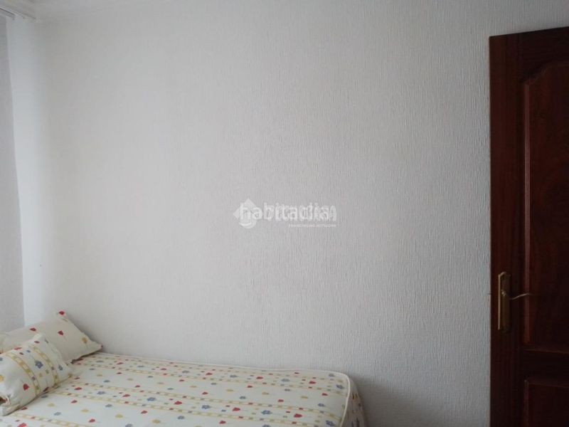 Foto b253a4e5-f0a9-4d35-9519-d664e303f20c. Pis a Juan XXIII - Rochelambert Sevilla