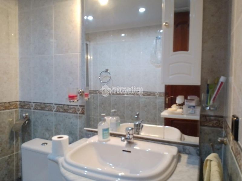 Foto d7c84877-9d5d-4eac-b1bc-dbcefbb537fd. Pis a Juan XXIII - Rochelambert Sevilla