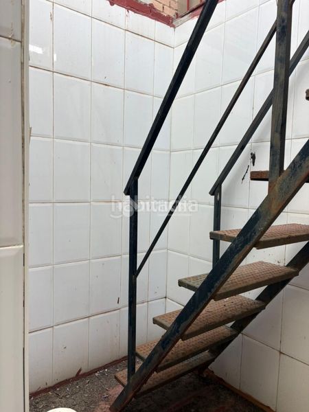 Foto d9140c8e-33cd-4148-b649-b5fc396167ce. Casa aparellada a Juan XXIII - Rochelambert Sevilla