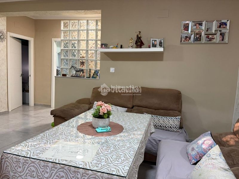 Foto efff6140-257f-4b9c-a3ce-7e18fd65ca7b. Pis a Amate Sevilla