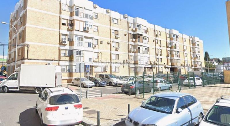 Foto 41ad2684-5504-4667-a21a-5bec1b102664. Pis a Juan XXIII - Rochelambert Sevilla