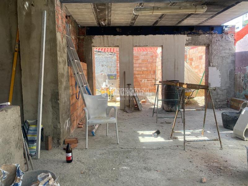 Foto 402af851-caf6-46b4-ba6d-82c10ad82666. Doppelhaus in Amate Sevilla