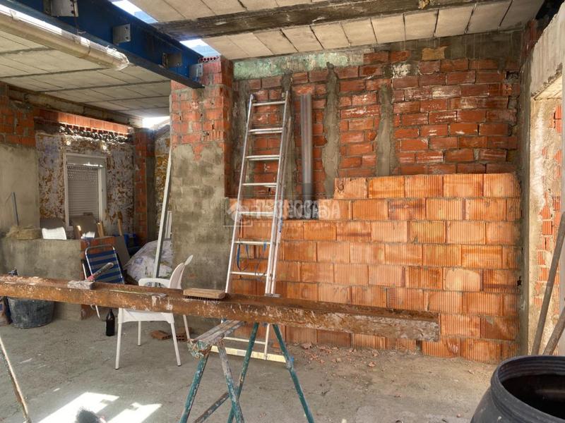 Foto e3b6878a-7f49-436f-ac05-8e87af3c2e06. Doppelhaus in Amate Sevilla