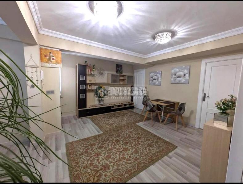 Foto 09b07c65-89dd-4d96-9620-535dcd43d8b4. Piso  en venta en Juan XXIII - Rochelambert Sevilla
