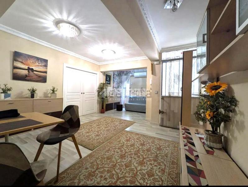 Foto 63135f64-96b7-42a1-a06f-9a83634c3ddc. Piso  en venta en Juan XXIII - Rochelambert Sevilla
