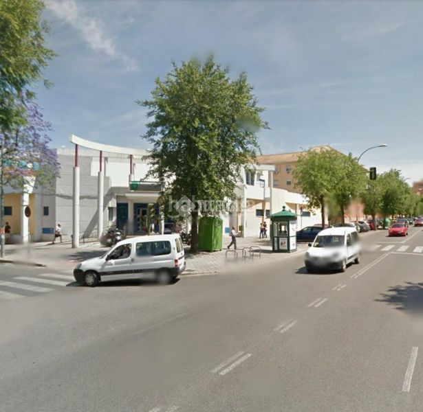Foto ac884f9a-3b07-44d4-b2d5-69bec467d4b2. Pis a Juan XXIII - Rochelambert Sevilla