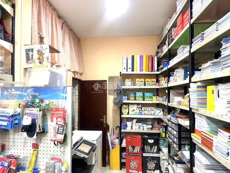 Foto 0184502c-afba-4536-b4ef-ead256914595. Local comercial traspaso en venta en Juan XXIII - Rochelambert Sevilla