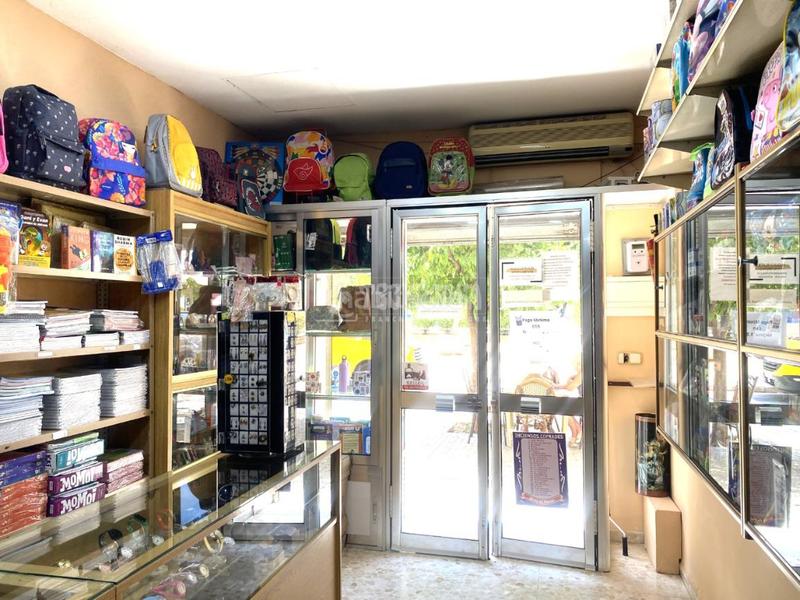 Foto 31b25d46-9fa6-48d4-acbf-5742b3246845. Local comercial traspaso en venta en Juan XXIII - Rochelambert Sevilla