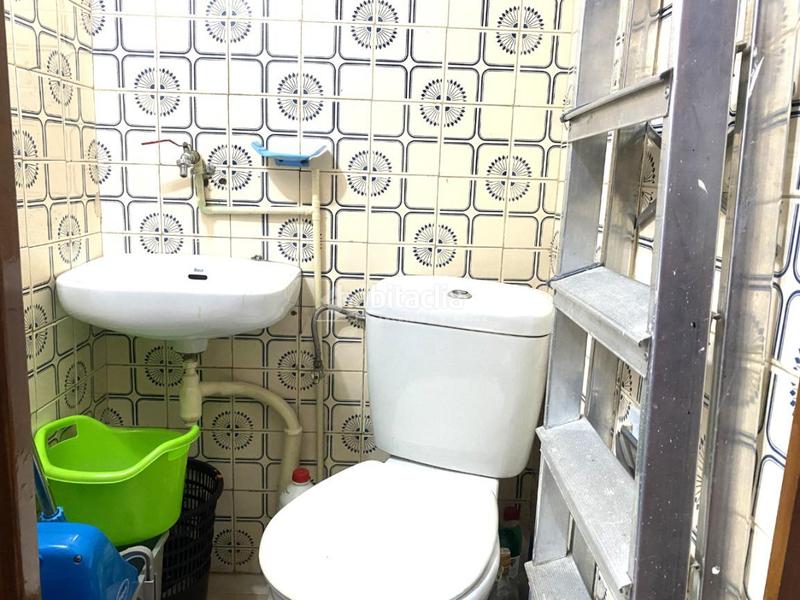 Foto e0c0a0a1-e633-4eaa-b677-c33137885da1. Local comercial traspaso en venta en Juan XXIII - Rochelambert Sevilla
