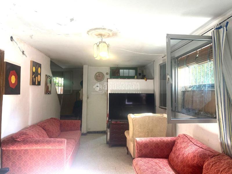 Foto bbe0ffb6-a9b6-4c00-bd76-e939f2170a31. Casa pareada casa en venta en Juan XXIII - Rochelambert Sevilla